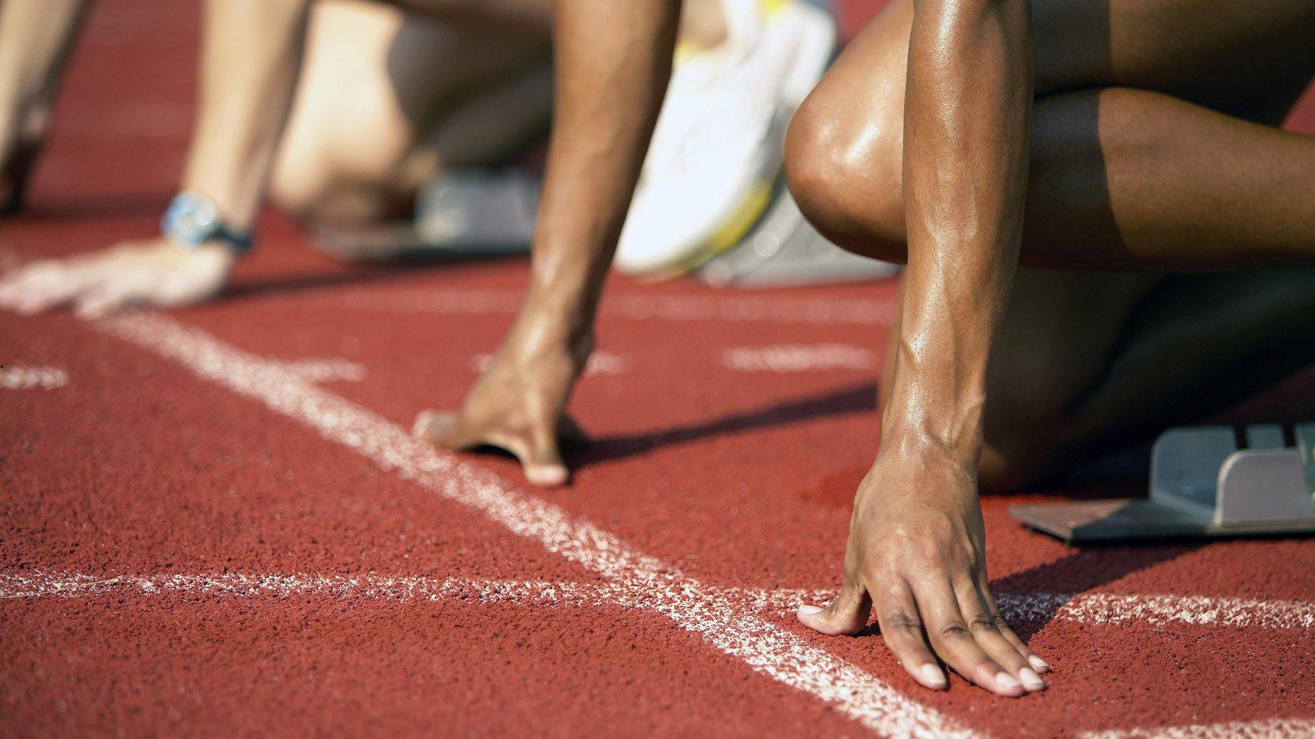 克里斯滕森重拾信心瞄准主力，巴萨后防新篇章悄然开启